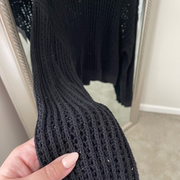 Old Navy Sweater - Picture 4 of 7